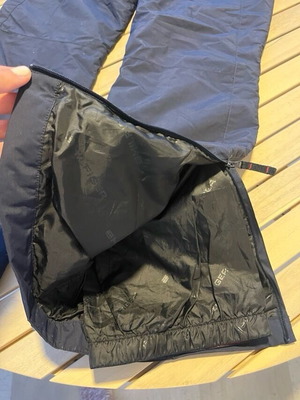 Tommy Hilfiger Teen Ski Salopette Size Medium Like New