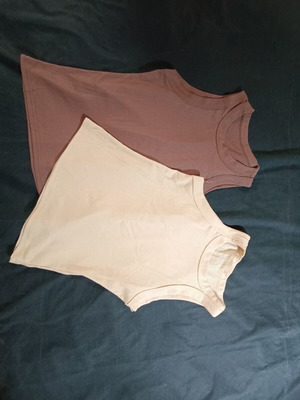 Shein sleeveless tops like new, ribbed knit, beige and brown, size S