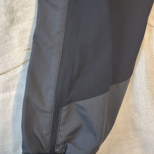 RevolutionRace RVRC Silence T-Zip Women's Hiking Pants size M like new