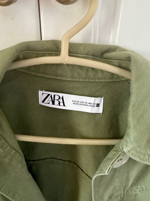Zara jacket new, green, oversize
