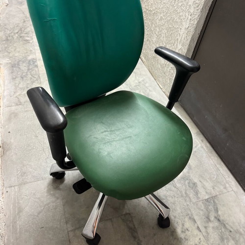 Office chair in good condition