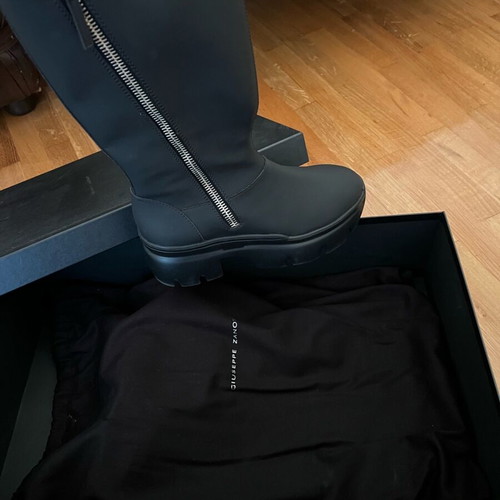 Giuseppe Zanotti boots like new, size 38.5, black