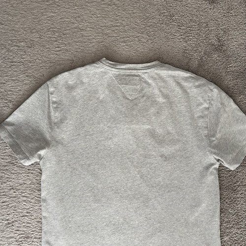 Tommy Hilfiger T-shirt like new, size S, gray