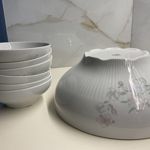 Bavarian Germany porcelain set, 7 pieces