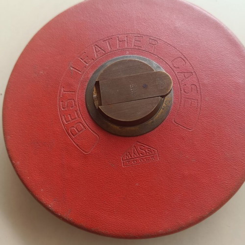 Vintage measuring tape 25 m used, leather case