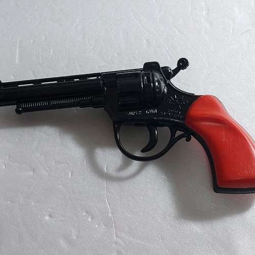 Pilaz 12 iron Greek pistols new, pack