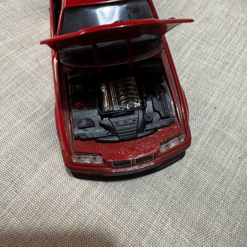 Gama BMW 3 Series 124 model car used, large size