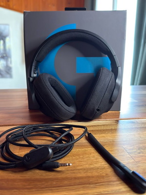 Logitech G G433 7.1 Gaming Headset used, wired, black