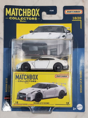 Matchbox Premium Nissan R35 Nismo σφραγισμένο με ανοίγομενες πόρτες