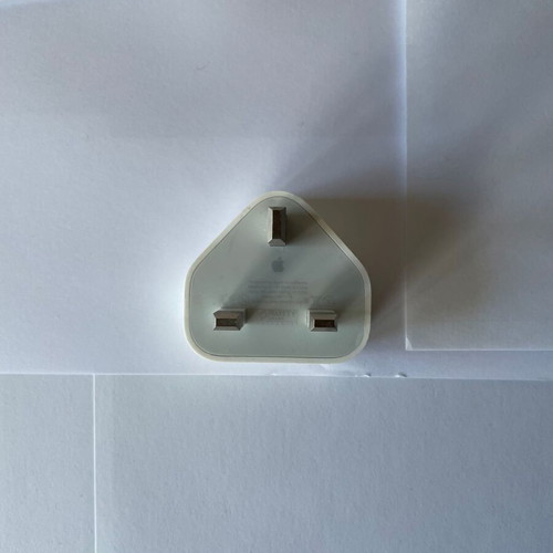 Apple Travel Charger A1399 like new with British USB plug