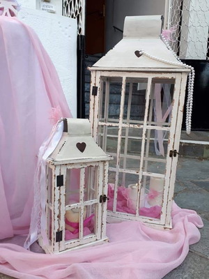 Set of 3 used lanterns