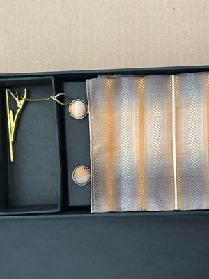 Men's set with handkerchief, cufflinks and tie clip new