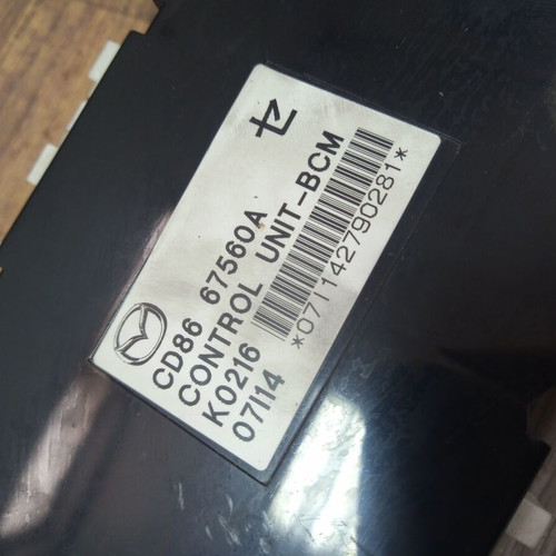 Mazda 5 module used, CD8667560A