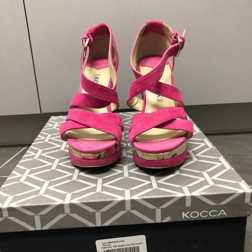 Kocca platforms used, fuchsia suede