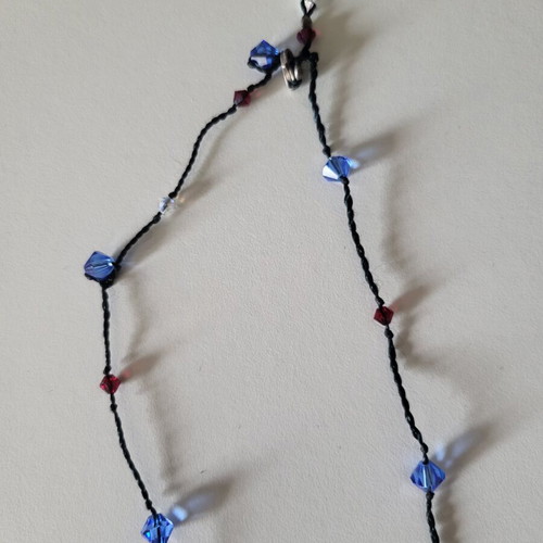 Necklaces like new, set of 4 with stones and cross