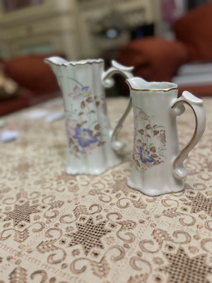 Vintage πορσελάνινη κανάτα Daniels Fine Gifts Japan με λουλούδια, σαν καινούργια, σετ 2 τεμαχίων