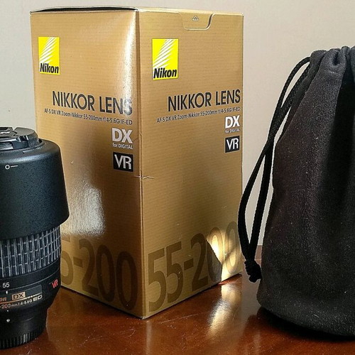 Nikon D5100 kit with 2 lenses like new