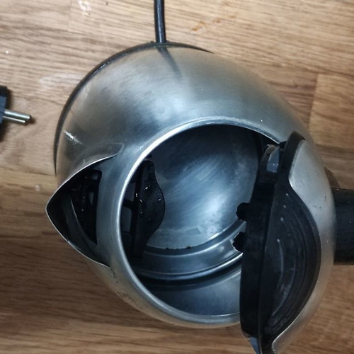 Bosch kettle used with rust, fully functional