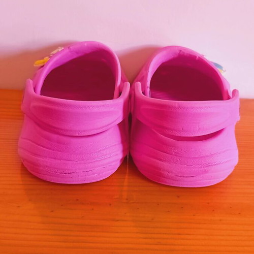Children's beach clogs pink size 21 used