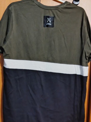 Vinyl Art Clothing black and grey blouse like new XL