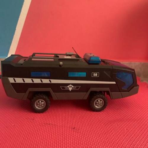 Playmobil fire and police vehicles like new, fully functional