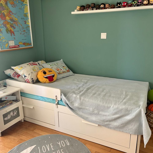 Brimnes single bed with Micke desk and 2 foam mattresses used
