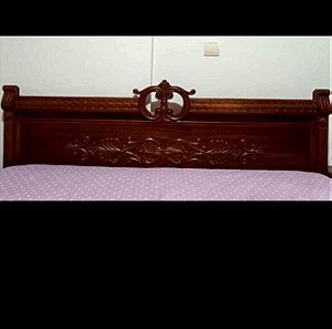 Κρεβάτι ξύλινο κλασσικό