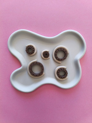 Polymer clay hoop guide like new for handmade earrings