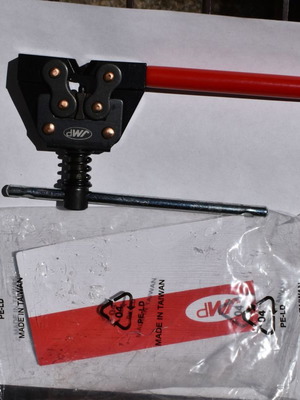 Chain link opener tool for motorcycle or bicycle new