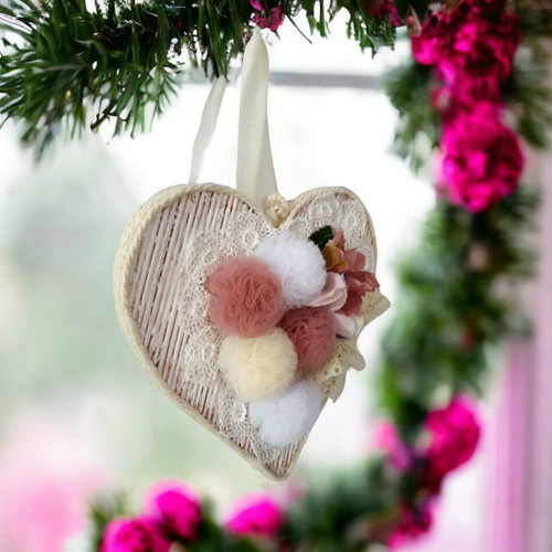 Decorative frame with pom pon heart 20x20cm new