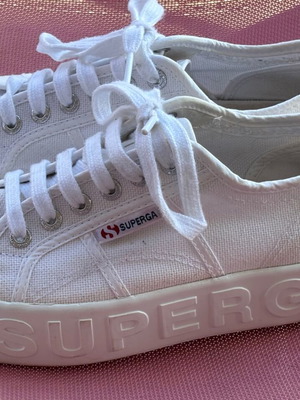 Λευκά platform παπούτσια Superga, μέγεθος 36, ελαφρώς μεταχειρισμένα