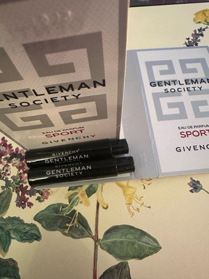 Givenchy Gentleman Society Sport two authentic testers 2x1 ml unused