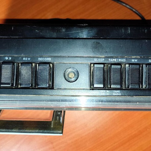 Gold Star TCR-444 vintage radio-cassette player used, 80s