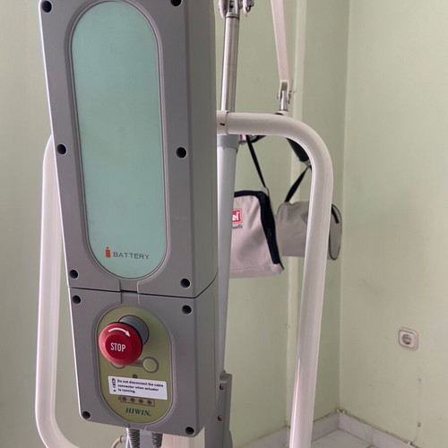 Patient Lift new, never used