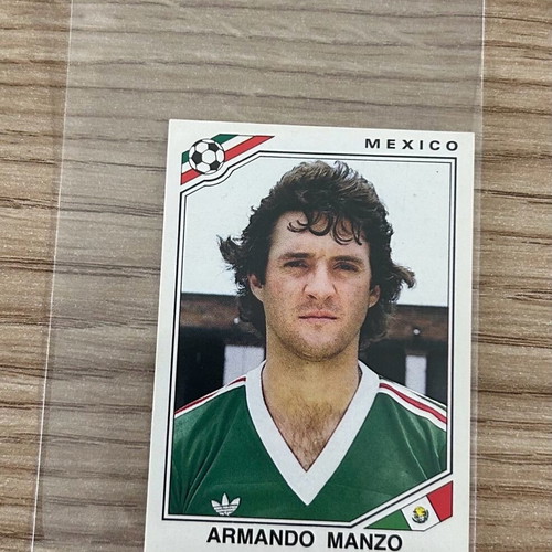 Armamdo Manzo Mexico Panini World Cup 1986 sticker used authentic