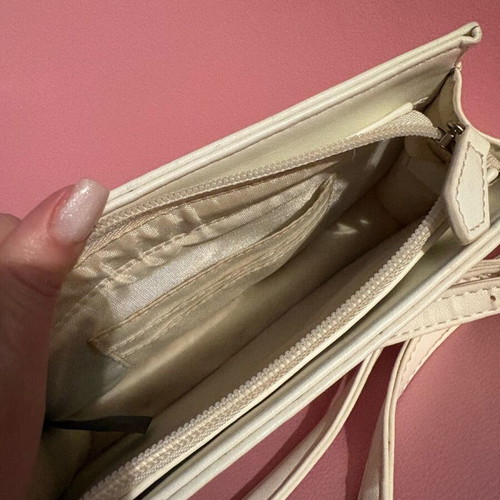 Guess small crossbody bag used, white with minor wear