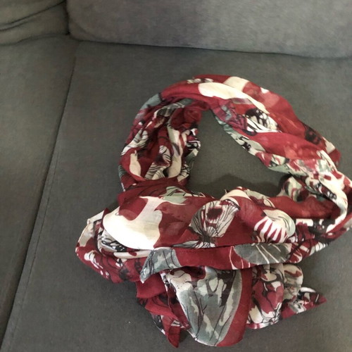 Pashmina multicolored like new