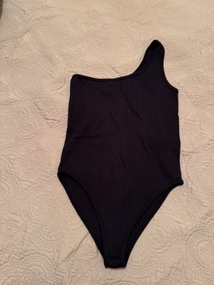 Zara bodysuit M-L ribbed slim fit black like new