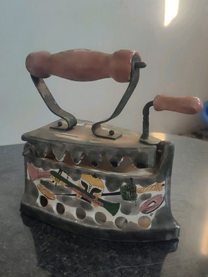 Porcelain Charcoal Iron Decorative Used