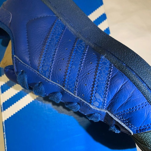 Adidas Women's Superstar EU36 Blue like new with reflective details