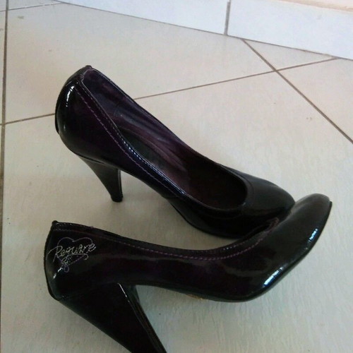 Require women's pumps dark purple size 37 like new