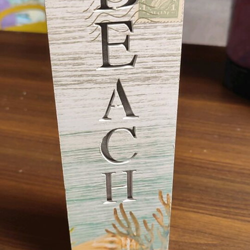 Beach decorative lamp with LED like new, wooden