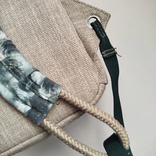 Zara boys sling bag like new