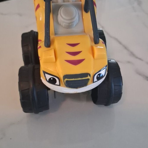 Mattel Blaze Οχήματα Slam And Go Stripes Truck σαν καινούργιο