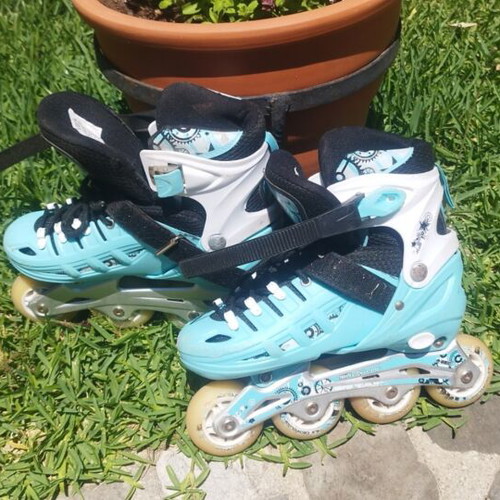 Children's Inline Roller Skates adjustable size 25-28 used, blue/white