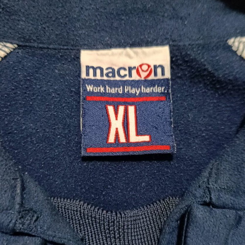 Leeds United Macron XL training sweatshirt used