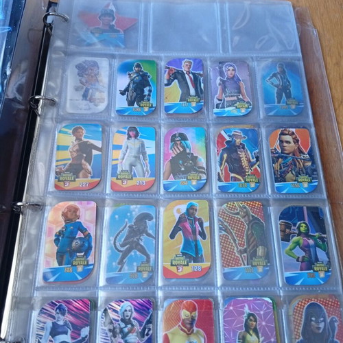 Collector's Album for Metal Tags 2018-2019 like new