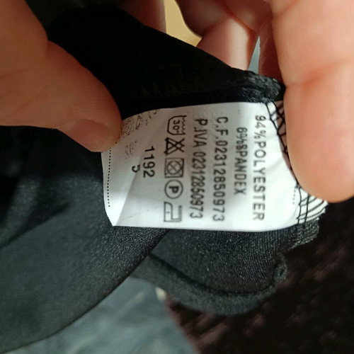 Mini sleeveless dress like new, black with white lining