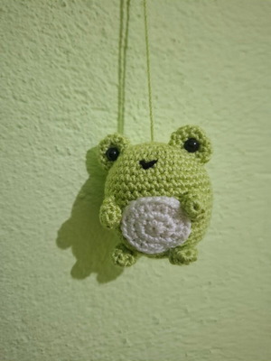 Knitted Frog