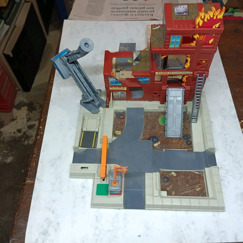 Micromachines Hiways & Byways Double Takes Fire Escape Set like new